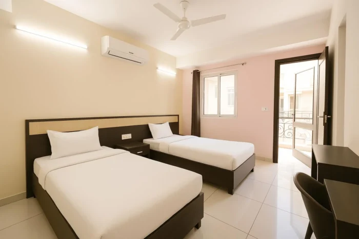 AMR PG for Girls at South Extension Delhi